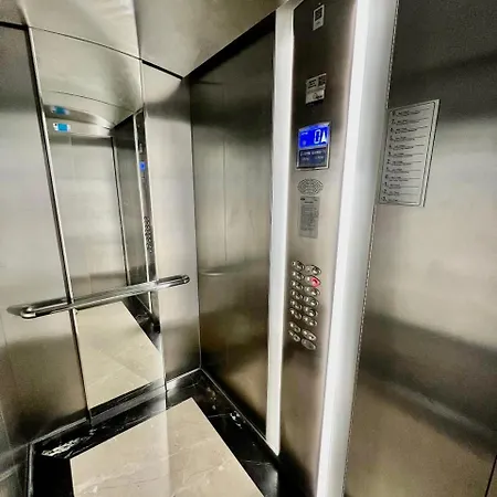 Brand New! Vip - Super Luxury Flat Near Taksim Sq