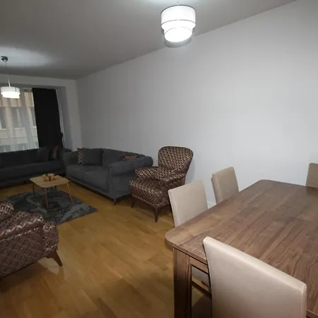 Brand New! Vip - Super Luxury Flat Near Taksim Sq アパート